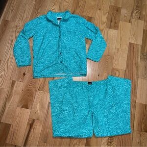 Joe Boxer | Womens Aqua Wave Pajama Set size Large (missing bottom)